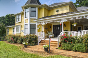 Freshly painted exterior of home in Richmond, VA