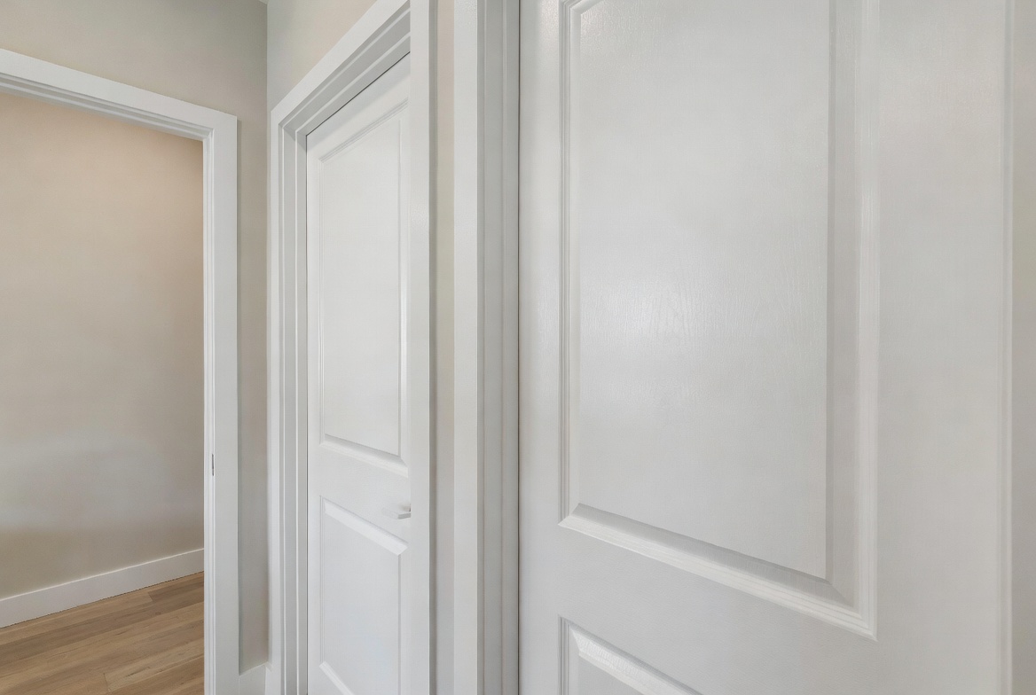 Best Paint for Interior Doors and Trim: A Buyer's Guide
